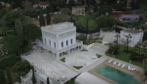 Azərbaycanlı “baron”un Lacivərdi sahillərdəki malikanəsi... Azərbaycanlı “baron”un Lacivərdi sahillərdəki malikanəsi...