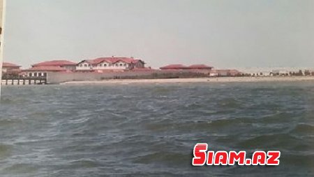 Bu məmurun qəsri göz qamaşdırır - FOTOLAR