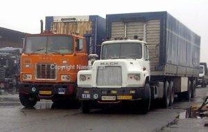 İran TIR-ları Qarabağda: “Hər şey daşıyırlar...” İran TIR-ları Qarabağda: “Hər şey daşıyırlar...”