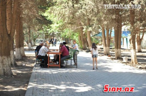 Milli Qəhramanın adını daşıyan parkda nə baş verir: şəhidin abidəsi uçub-dağılıb Milli Qəhramanın adını daşıyan parkda nə baş verir: şəhidin abidəsi uçub-dağılıb