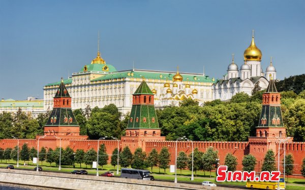 Azərbaycan tanklarının Xankəndinə yolu açılır Azərbaycan tanklarının Xankəndinə yolu açılır