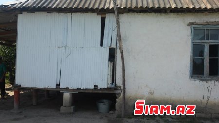 Zərdablı məmur əlilin haqqını kəsdi, qardaşına da dava açdı - FOTOLAR, VİDEO Zərdablı məmur əlilin haqqını kəsdi, qardaşına da dava açdı - FOTOLAR, VİDEO