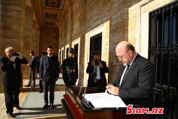Mason Lojasının üzvləri Atatürkün məzarını ziyarət etdi –“Liderimiz Atatürk, huzurundayıq” – FOTOLAR Mason Lojasının üzvləri Atatürkün məzarını ziyarət etdi –“Liderimiz Atatürk, huzurundayıq” – FOTOLAR