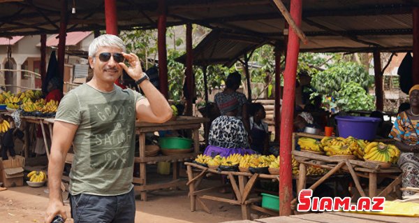 Burada qızlar turistə potensial ər gözü ilə baxırlar Burada qızlar turistə potensial ər gözü ilə baxırlar