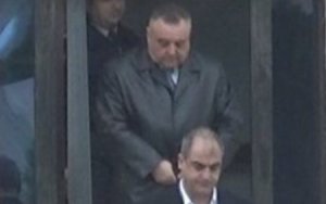 Eldar Mahmudov yenidən istintaqda – Oğluna görə sorğu-sual edildi/ FOTOLAR Eldar Mahmudov yenidən istintaqda – Oğluna görə sorğu-sual edildi/ FOTOLAR