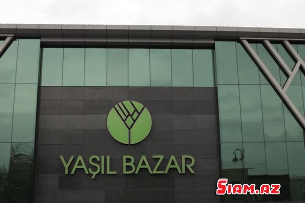 Domino oynayan satıcılar, 50 qəpiyə sarımsaq, 20 manata qoz... (REPORTAJ) Domino oynayan satıcılar, 50 qəpiyə sarımsaq, 20 manata qoz... (REPORTAJ)