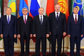Erməni konyakı və rus silahının zorən “dostluğu” – Putin layihəsinin canı Bakıdadır Erməni konyakı və rus silahının zorən “dostluğu” – Putin layihəsinin canı Bakıdadır