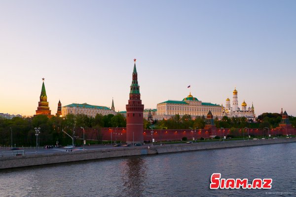 Erməni konyakı və rus silahının zorən “dostluğu” – Putin layihəsinin canı Bakıdadır Erməni konyakı və rus silahının zorən “dostluğu” – Putin layihəsinin canı Bakıdadır